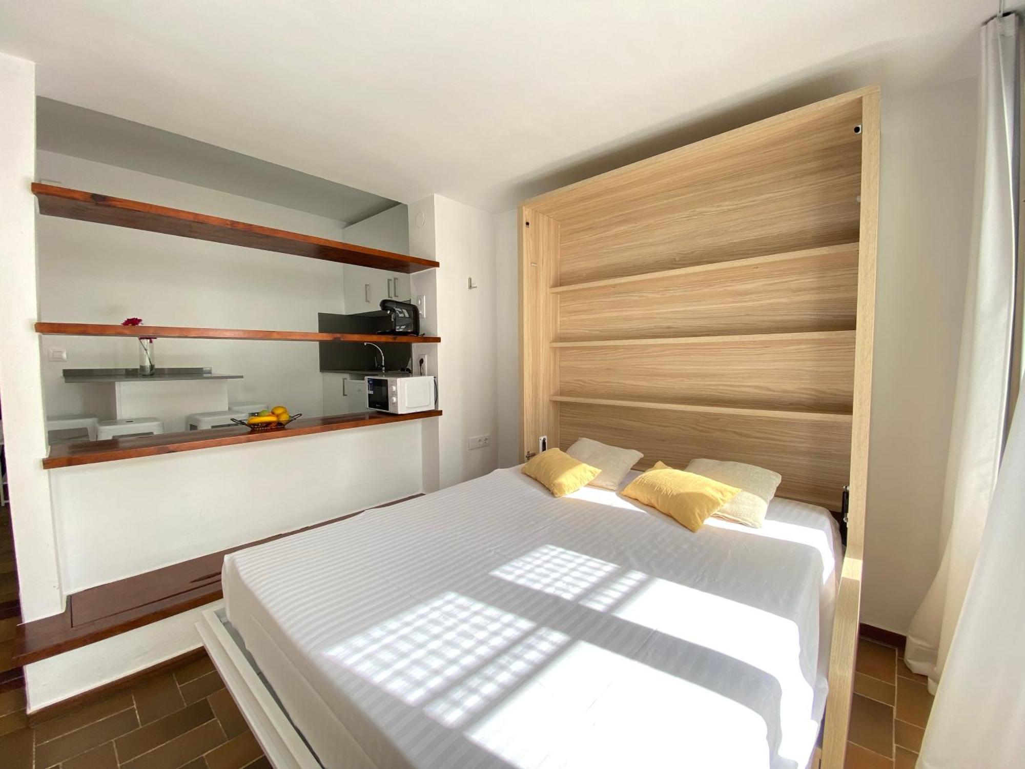 Agi Porthos Apartments روساس المظهر الخارجي الصورة