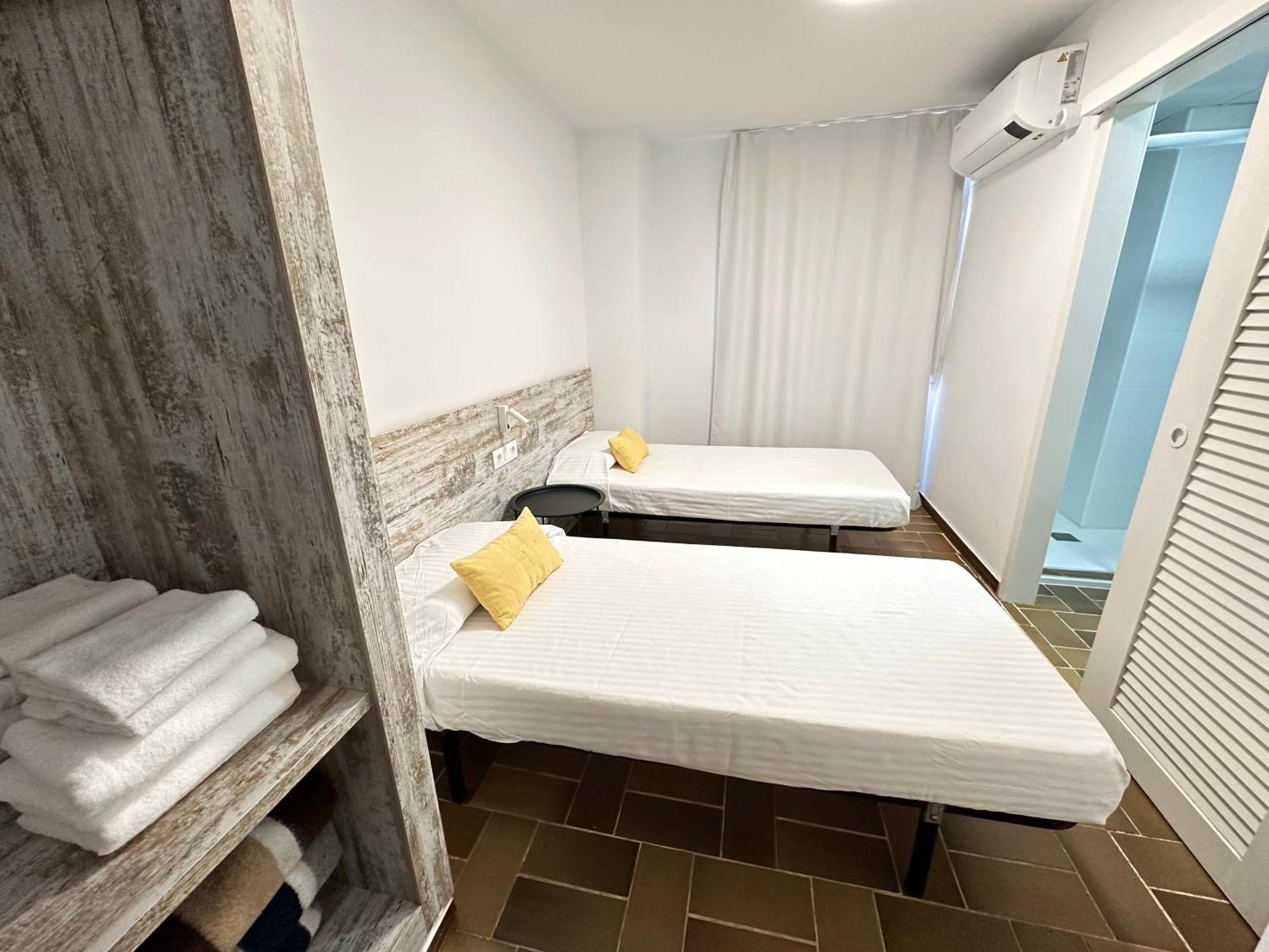 Agi Porthos Apartments روساس المظهر الخارجي الصورة