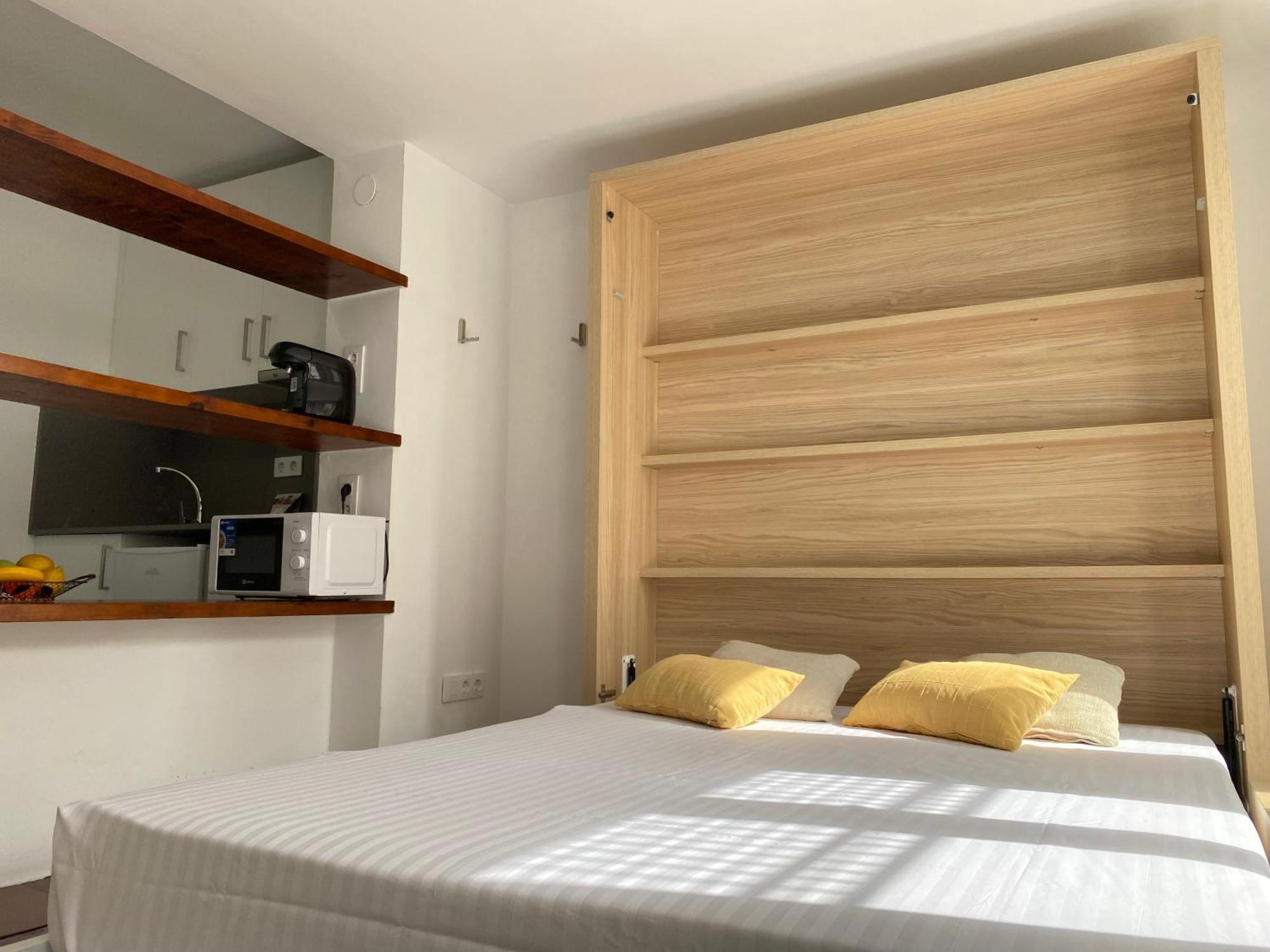 Agi Porthos Apartments روساس المظهر الخارجي الصورة