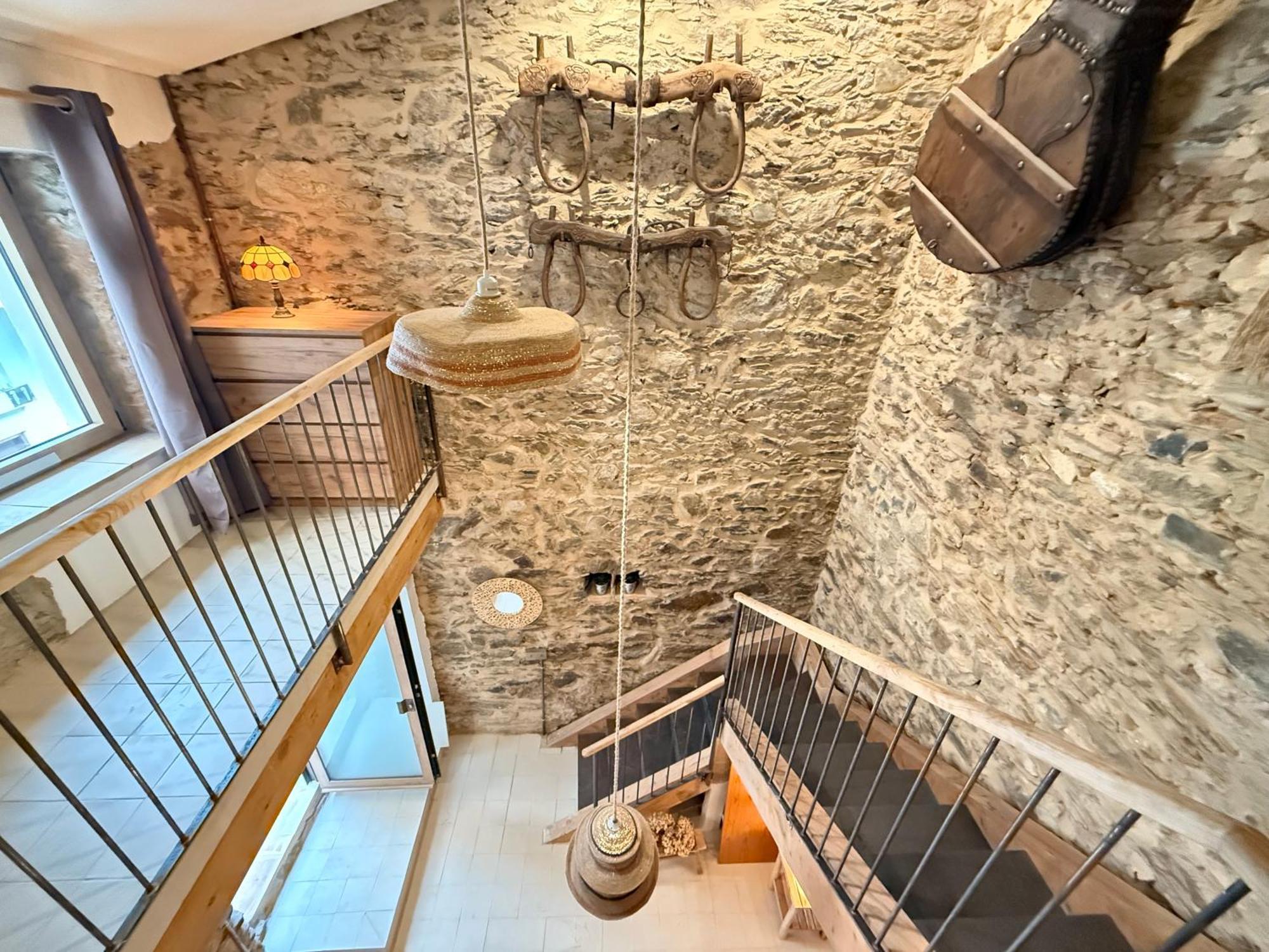 Agi Porthos Apartments روساس المظهر الخارجي الصورة