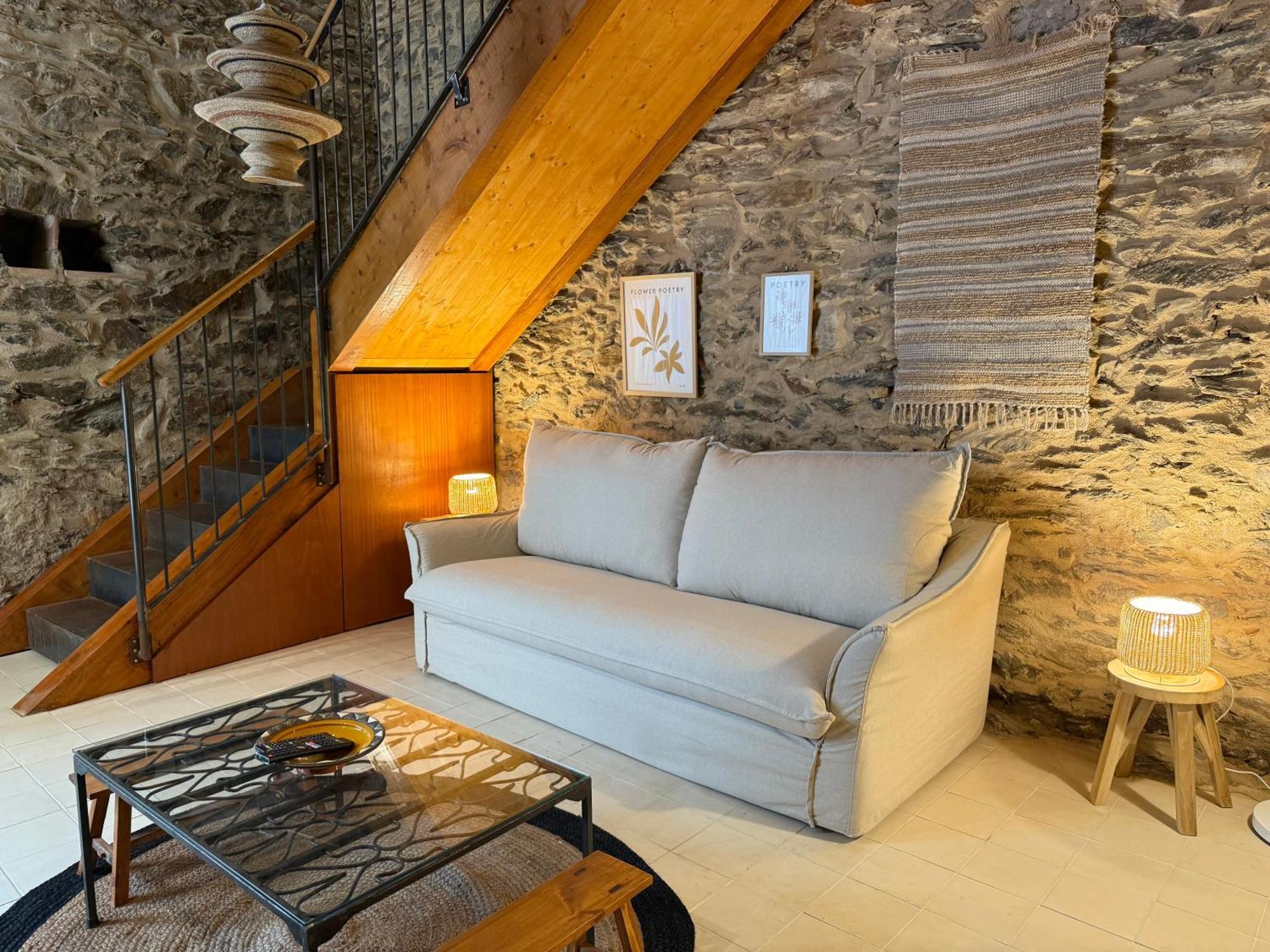 Agi Porthos Apartments روساس المظهر الخارجي الصورة