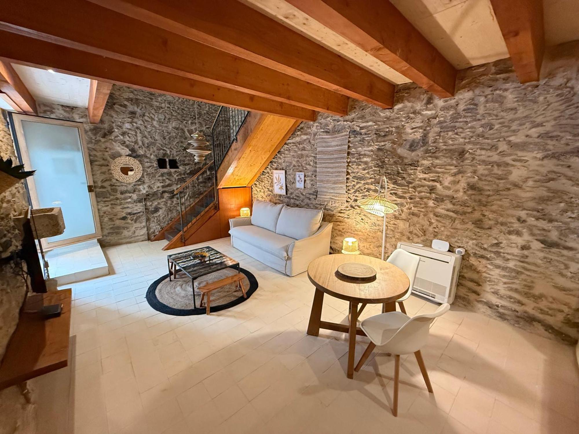Agi Porthos Apartments روساس المظهر الخارجي الصورة